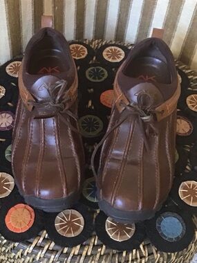 AK Brown Leather Lace-Up Casual Shoes